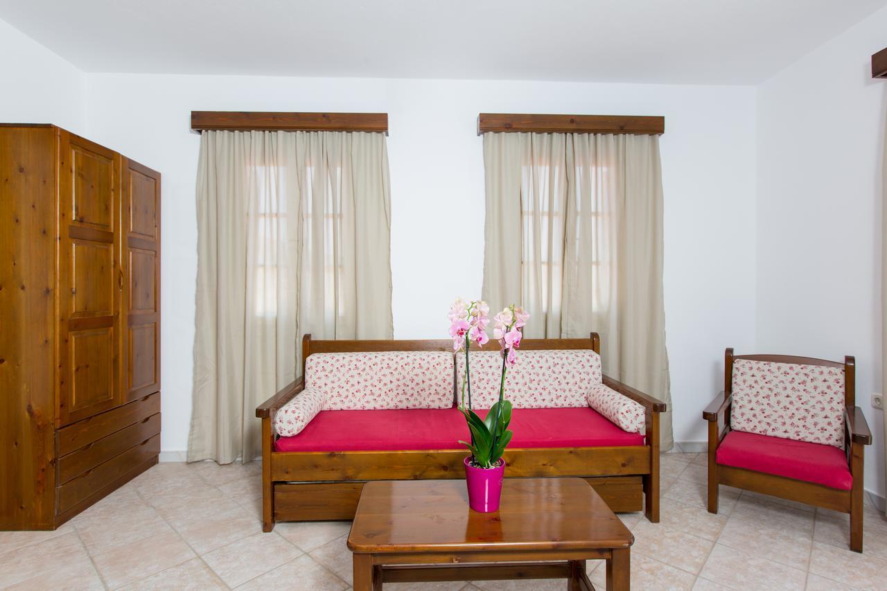 Mylos Hotel Vívlos Extérieur photo