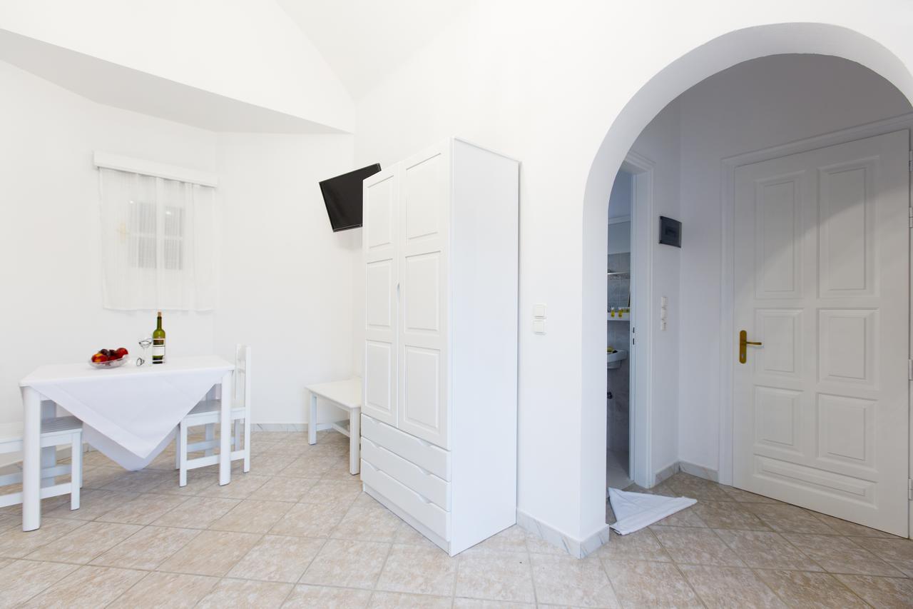 Mylos Hotel Vívlos Extérieur photo